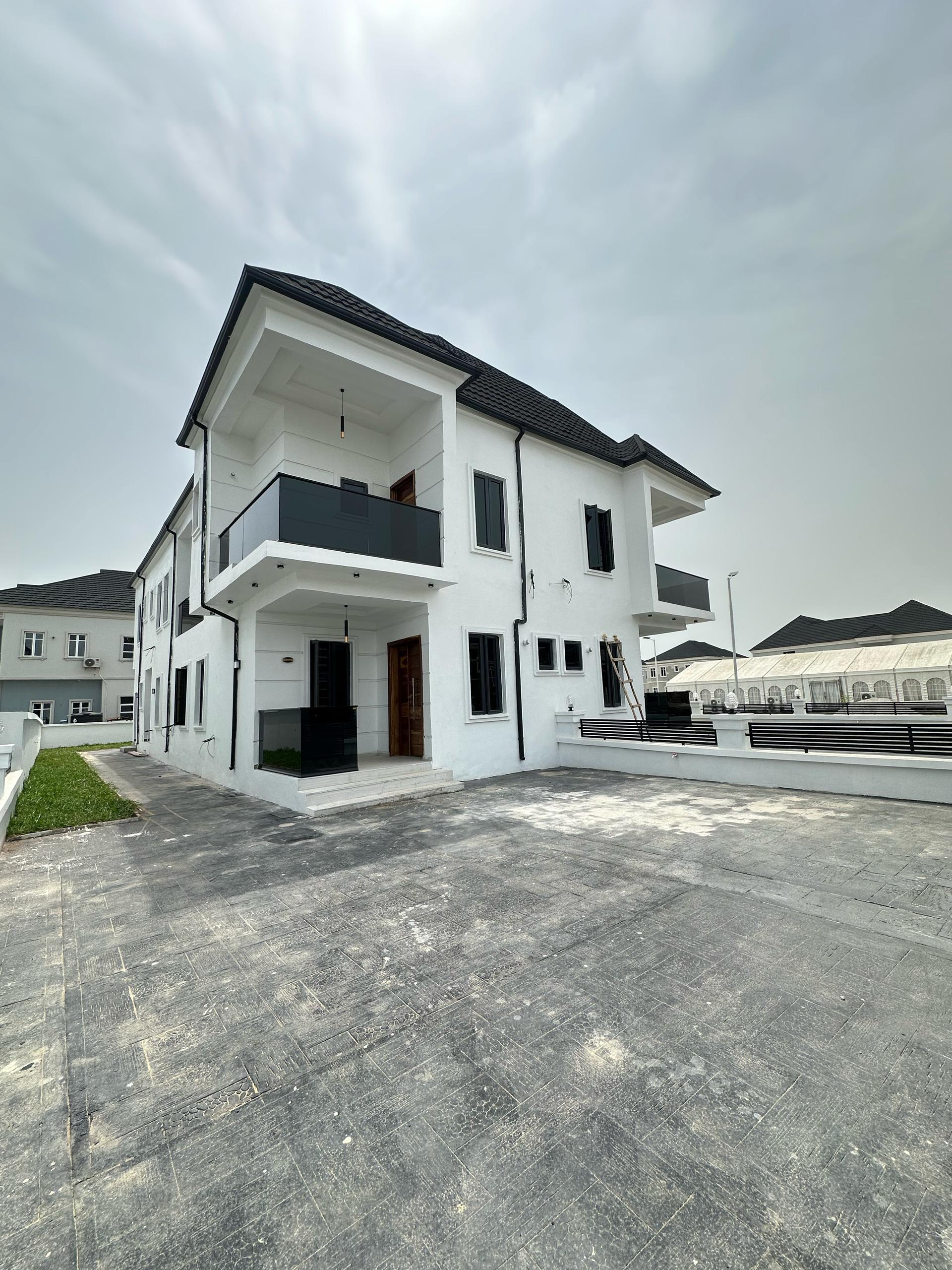 AMEN ESTATE, STUNNING 4-BEDROOM SEMI DETACHED DUPLEX WITH BQ.jpeg