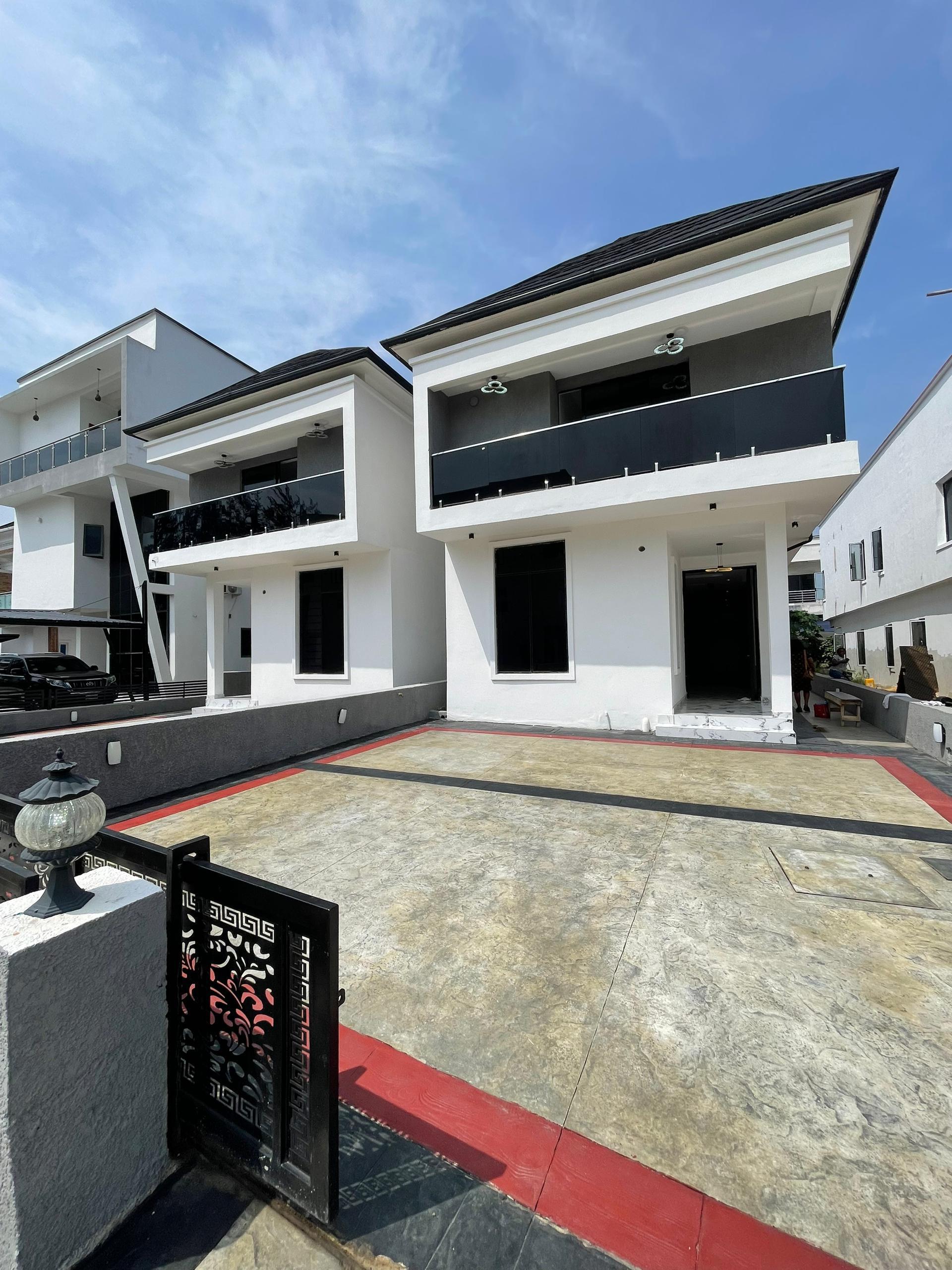 Ikota, LOVELY FOR SALE WELL BUILT 5 BEDROOM SEMIDETACHED DUPLEX WITH BQ.jpeg